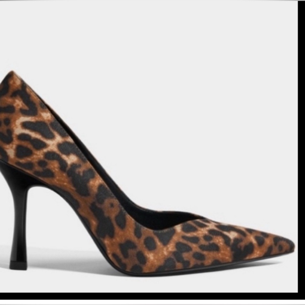Bershka  size 8 leapard print pumps never worn